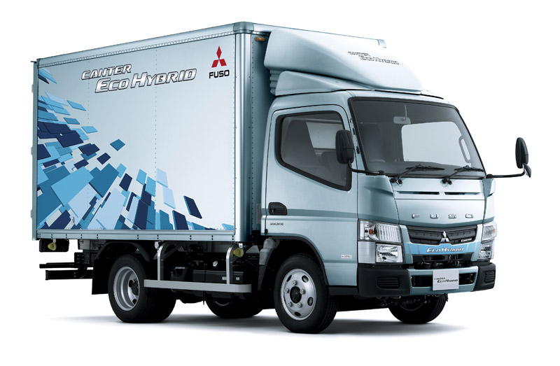 Mitsubishi Celebra Medio Siglo De Su Camion Fuso Canter MAKINASMAKINAS